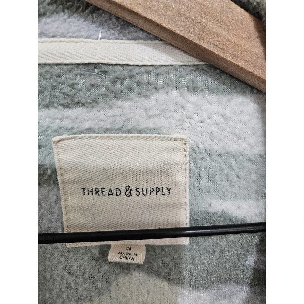 Thread & Supply Fleece‎ Camo Shacket Jacket Oatmeal Sage J7711PFKTS Womens Small